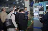 丝涟中国费鸣杰：十年征程，光辉积淀。十年进发，梦之启点。