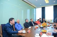 各领导以及中国商业联合会会长姜明莅临顺联集团指导工作