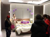 光明家具以“工厂行”活动庆祝35周岁生日