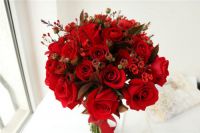 年轻人搞笑结婚祝福语 新人结婚可以送哪些实用的物品