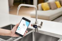 美的悦净净热一体机，暖心守护，温洗热饮一机享