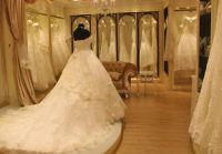 结婚要穿几套衣服 结婚衣服男方买还是女方买