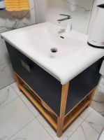 【宜来服务】落在卫生间的微暖，有着宜来服务的挚爱。