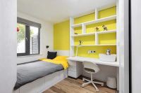 《秘密大改造》设计师何潇宁眼中的德立淋浴房，小空间的极致利用