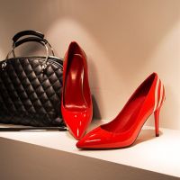 为什么婚鞋不能给别人穿 为什么说婚鞋只能穿一次