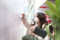 紫苹果紫石8.0体验中心，荣耀亮相