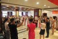 感谢媒人牵线搭桥的话 感谢媒人要给什么东西