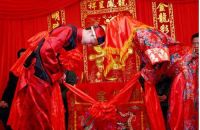 结婚拜堂仪式主持词  简单的农村结婚拜堂词