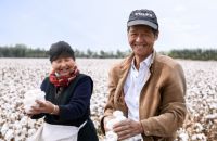 全棉时代溯源新疆，发现棉·自然·人的平衡之道
