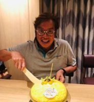 谭咏麟公开自己的家：楼顶天台大得能开派对，在香港属于顶级户型