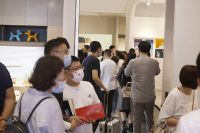 ​乘势而来！七彩人生第36届深圳家具展会惊艳亮相，全场瞩目！