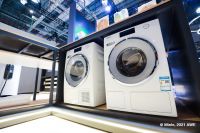 满是智能化设计，今年AWE上彻底被德国百年品牌美诺Miele圈粉