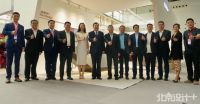 首次亮相家博会办公展 强力家具馆藏系列掀起展会新高潮