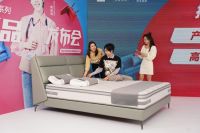 《顾家家居超级品牌日直播牛气开场，奇葩人气辩手空降新品发布会！》