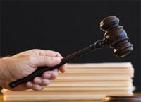 起诉小三需要什么证据 原配可以告小三什么罪