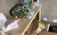 小伙在毛坯房独居1年，三室一厅家电齐全，网友：服了