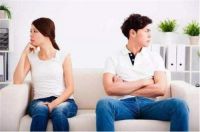 夫妻一方出轨如何处理 婚内出轨是否犯法