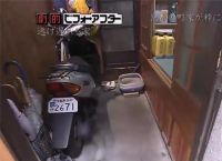日本丈母娘和女儿一家同住，三代五口共住33㎡，生活多有不便