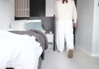 姑娘改造60年楼龄小家，18㎡一人独居，极简主义干净又整洁