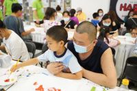 父爱如&ldquo;衫&rdquo; 温馨活动表达感恩之情