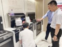 中国五金制品协会副理事长孟凡波一行莅临佳歌集团参观指导！