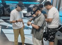 李建欣设计事务所创始人到访中鲨科技体验新科技HADO
