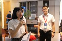 “象”遇空间柜门墙一体化，凝聚健康美好生活！ 新浪家居主编观察团潮探圣象家居