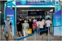 RARA 2021全系新品引领建博会风潮，国际知名设计大咖黄志达先生莅临RARA展位参观！