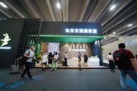 全屋定制一键到位，解锁绿色生活理想家！新浪家居主编观察团探访兔宝宝展馆