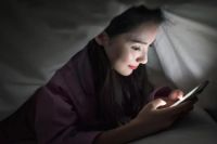 东宝床垫：失眠的年轻人需要“包裹感”