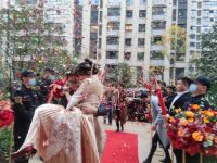 罕见！业主主动送锦旗、拉横幅、放礼花，合肥滨湖这个楼盘何以“圈粉无数”～