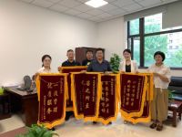 罕见！业主主动送锦旗、拉横幅、放礼花，合肥滨湖这个楼盘何以“圈粉无数”～