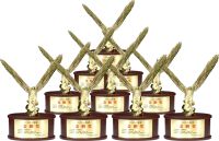 享受荣光，奋力前行 | 名雕装饰股份连续17年蝉联深圳装饰“金鹏奖”