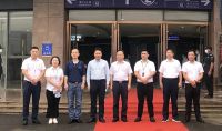 金马凯旋集团捐赠80万元家具，助力咸丰龙家界村乡村振兴