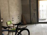 他住进不装修的毛坯房4个月，虽简陋却倍感温馨，网友：还不错