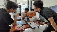 强帮扶 优落地 帕莱德沉浸式终端帮扶助力成长