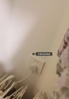 不足4平米的衣帽间，却塞下两人一年四季的衣物，这设计我服了