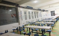 生能爱心捐赠空气源热泵冷暖两联供，让师生们告别“蒸桑拿”！
