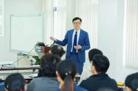 “豪”情并进，“马”到功成