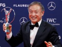 实力大爷当偶像，全民认证真流量