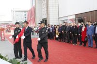 欧亚达汉口旗舰MALL蝶变归来  盛大开业圆满成功 暨湖北省慈善总会欧亚达千万助学基金启