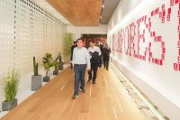 开放交流，共谋发展——常州地板协会代表团参观森林之星