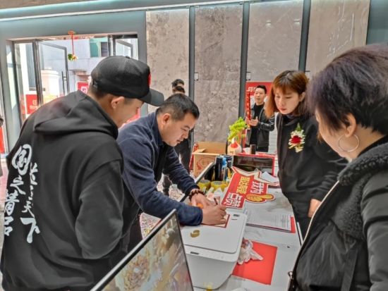 云图片