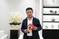 艾是·布家居消费者鼎舍装饰负责人张先生：专业的导购团队甄选好产品