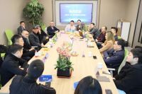 家居男人邦参观墙板行业黑马圣伯雅