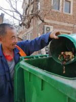 农村地区普法监督员“三员合一”，指导村民分类习惯养成