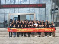 紧跟品牌步伐,抢占县区市场,德爱威内乡合伙人刘小卫的经营之道