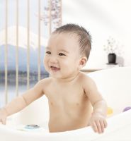 宝宝沐浴有讲究，聪明宝妈早就Get到健康秘诀！