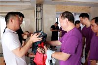 红蚂蚁装饰集团丨“暑”你最美丨致敬高温下的坚守者