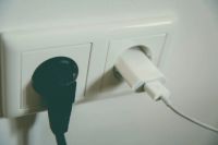 ANKER跟上倍思、绿联步伐,插线板即将迎来新一轮爆发